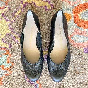 Salvatore Ferragamo Black Leather flats size 8